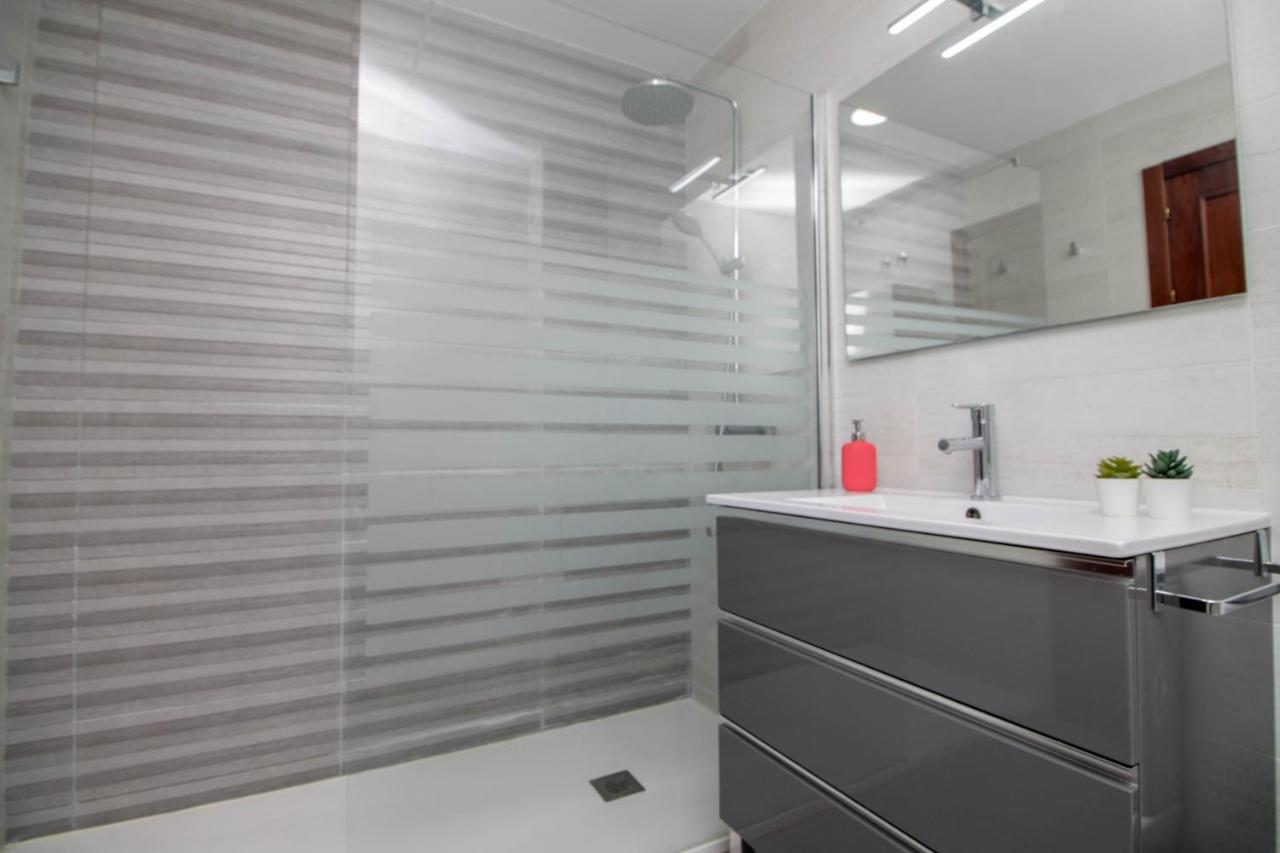 Erisa 31 By Ivi Real Estate Apartment Torremolinos Luaran gambar